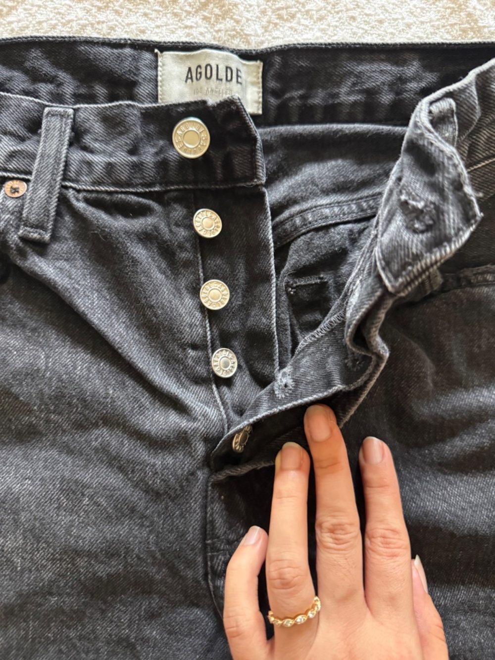 AGOLDE Long Cuffed Denim Shorts – Black – Size 27 - Picture 2 of 7